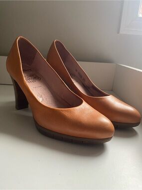 Women's Tan Leather Platform Block Heel